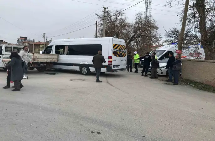 Konya’da okul servisi belediye aracı ile çarpıştı: 5 yaralı
