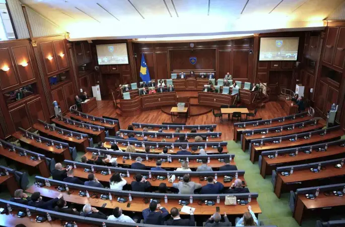 Kosova’da halk, 7 Haziran’da erken genel seçimler için sandık başına gidecek
