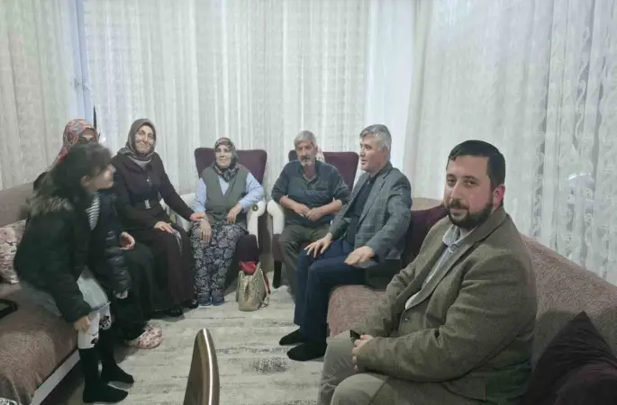 Köyceğiz İlçe Müftüsü Karagöz, Şehit Uysal’ın ailesiyle iftarda buluştu
