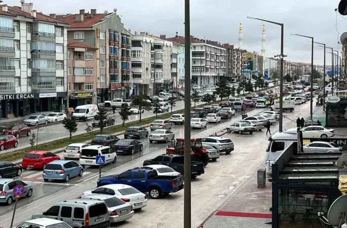 Kulu’da bayram trafiği yoğunluğu
