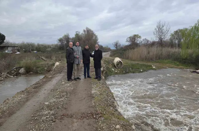 Kuruyan dere coştu, İznik Gölü’ne umut oldu
