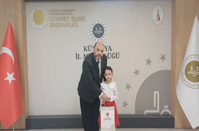 Kütahya’da 4-6 yaş Kur’an Kursu öğrencileri İstiklal Marşı Yarışması’nda dereceye girdi
