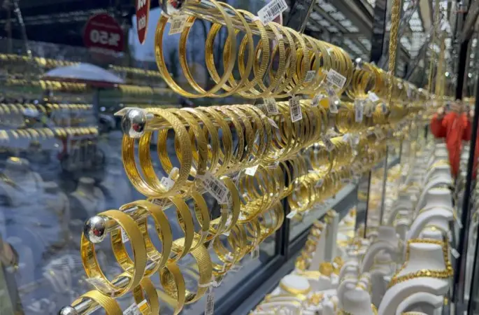 Kuyumcu çalışanından 42 milyonluk vurgun