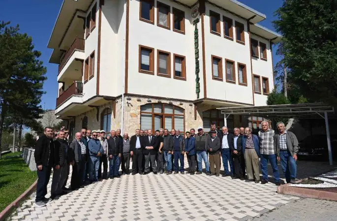 Mahalle sakinlerinden Serhat Hamamcı’ya anlamlı ziyaret
