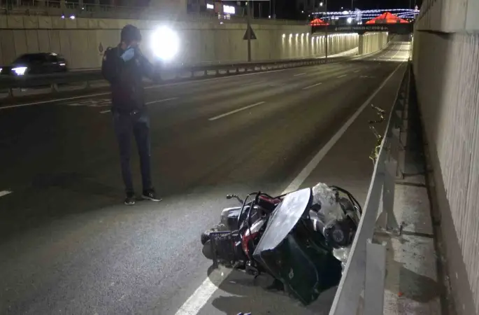 Makas atan sürücü can aldı: Kurye hayatını kaybetti
