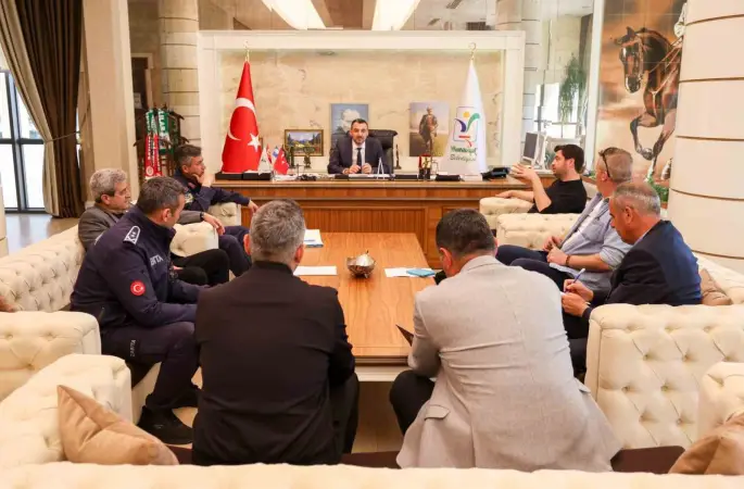 Manavgat’ta sezon öncesi ulaşım ve güvenlik masaya yatırıldı
