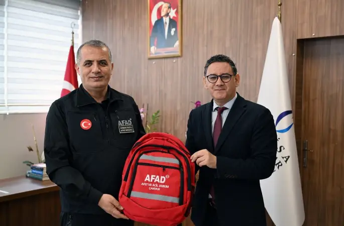 MCBÜ Spor Bilimleri Fakültesi’nde "Afet ve Yangın Farkındalığı" etkinliği düzenlendi
