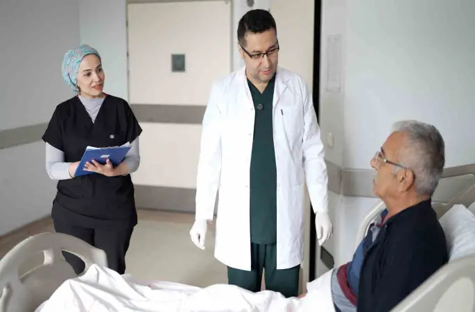 MEAH’ta kapalı yöntemle başarılı kanser ameliyatı
