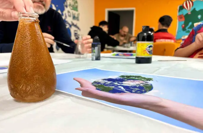 Menteşe’de atıklar sanata dönüşüyor
