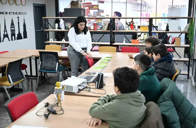 Mersin’de çocuklar akran zorbalığına karşı empati atölyelerinde buluştu
