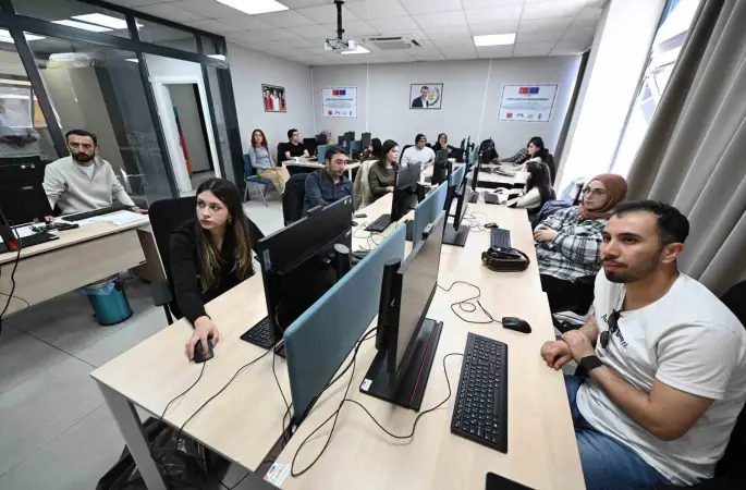 Mersin’de gençlere yapay zeka ve veri analizi eğitimi
