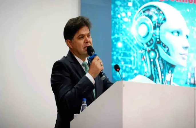 Mersin’de öğretmenlere branş bazlı yapay zeka eğitimi başladı
