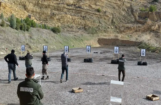 Mersin’de orman muhafaza personeline atış eğitimi
