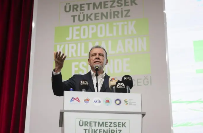 Mersin’de tarımın geleceği jeopolitik gelişmeler ışığında ele alındı
