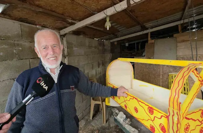 Mesleğine ömrünü adayan tahta beşik ustası, sanatını yaşatacak çırak bulamadı
