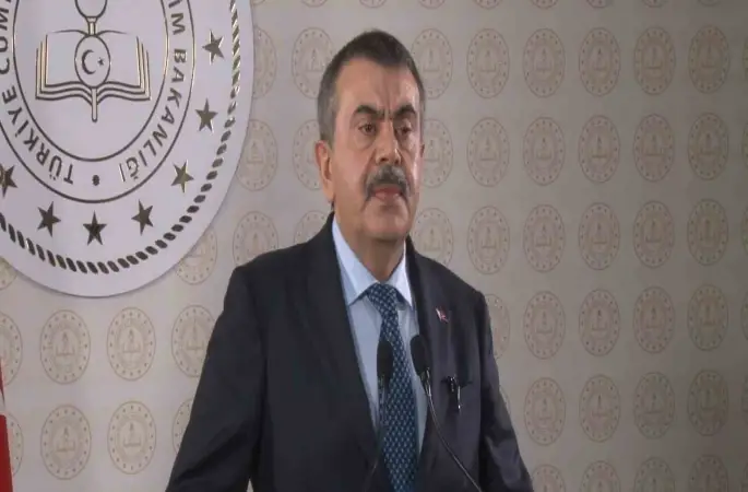 Milli Eğitim Bakanı Tekin okullarda alınacak güvenlik tedbirlerini açıkladı
