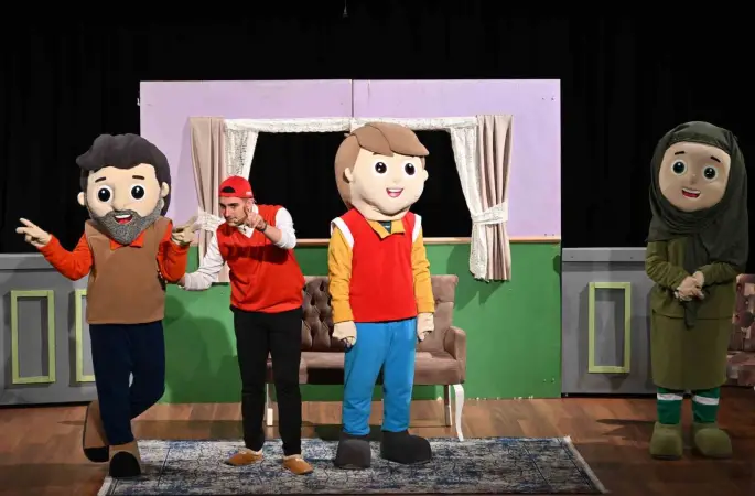 Minikler İstanbul’u sahnedeki rüyada keşfetti
