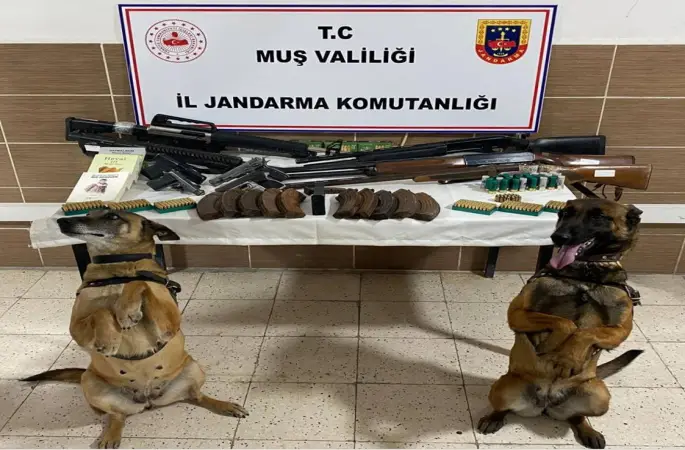 Muş’ta silah ve mühimmat ele geçirildi
