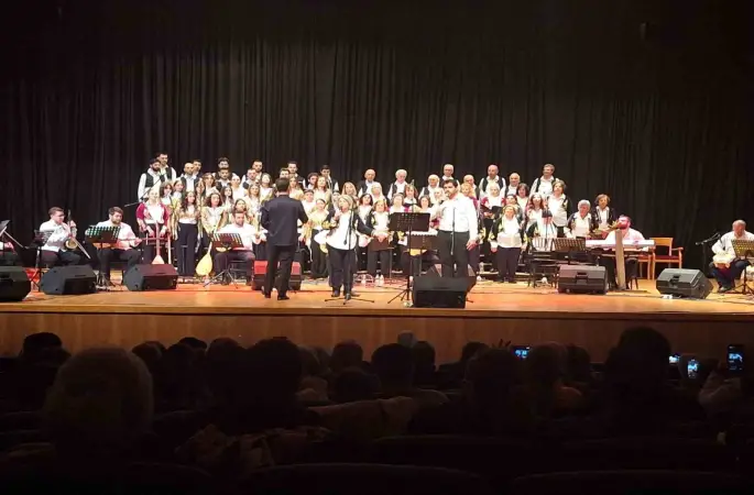 Nesilden Nesile Türküler aynı sahnede buluştu
