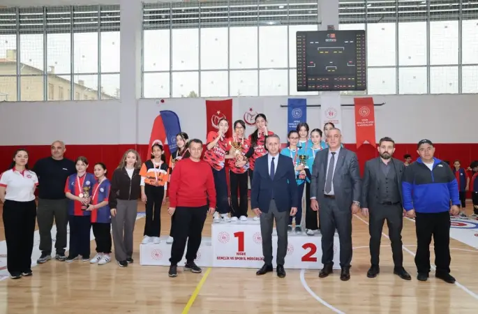 Niğde’de floor curlıng heyecanı yaşandı
