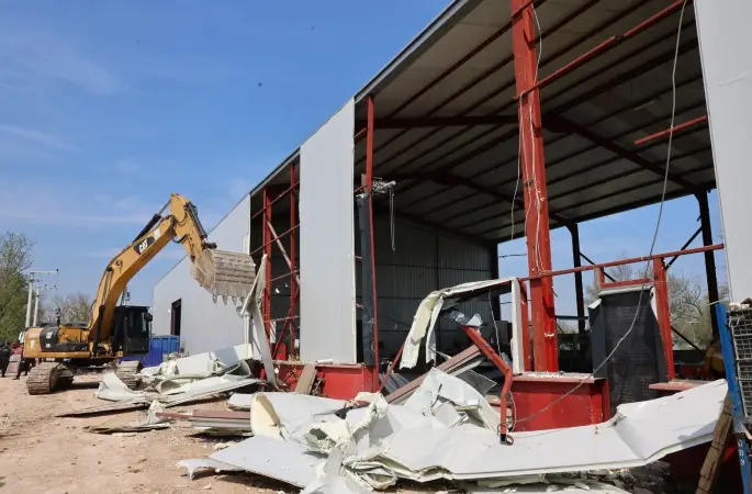 Nilüfer’de 2 günde 4 yıkım
