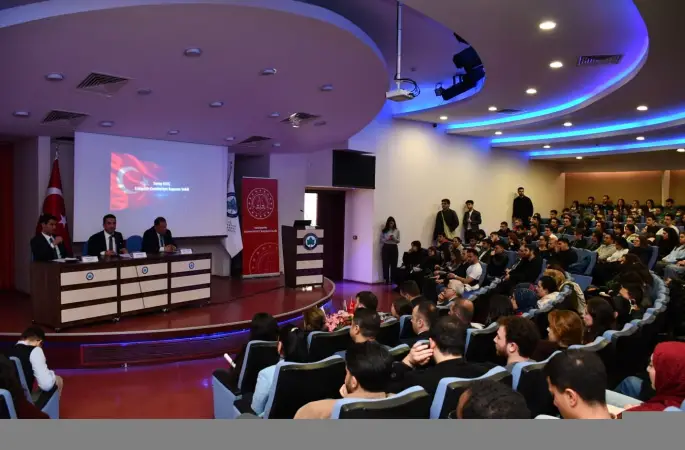 Öğrenciler İBAN dolandırıcılığı hakkında bilinçlendirildi
