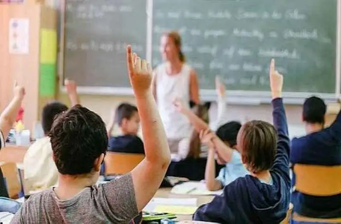 Okullarda yarıyıl tatilinin ardından ilk ders zili yarın çalacak