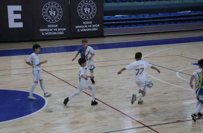 Okul Sporları müsabakaları tüm heyecanıyla sürüyor
