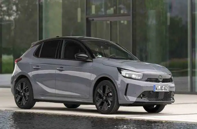 Yeni Opel Corsa, sürücü destek sistemleri ile daha güvenli ve daha rahat bir sürüş sağlıyor