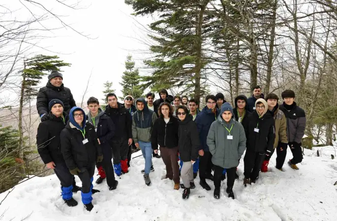 Osmangazi’de dersane öğrencileri Uludağ kampıyla ödüllendirildi
