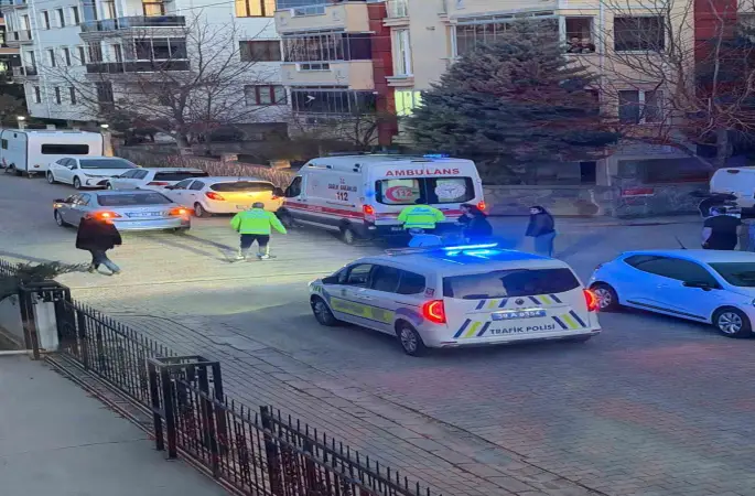 Otomobil ile motosiklet çarpıştı: 1 yaralı
