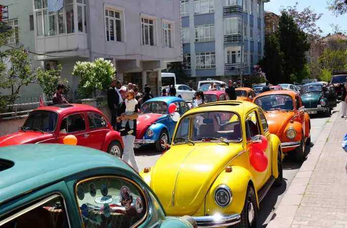 Özel çocuklar, tosbağa arabalarla konvoy yaptı
