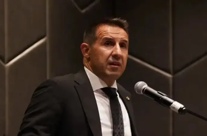 “İkaz Belgesi” Gündemi: Özeller’den Kritik Uyarı