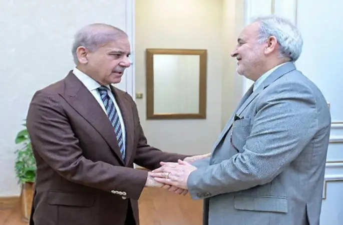 Pakistan Başbakanı Şerif, İranlı Büyükelçi Moghadam’ı kabul etti
