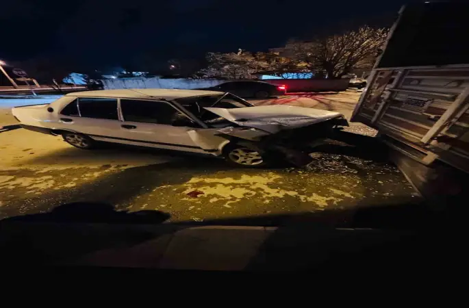 Park halindeki araca çarpan alkollü ve ehliyetsiz sürücüye 250 bin TL ceza
