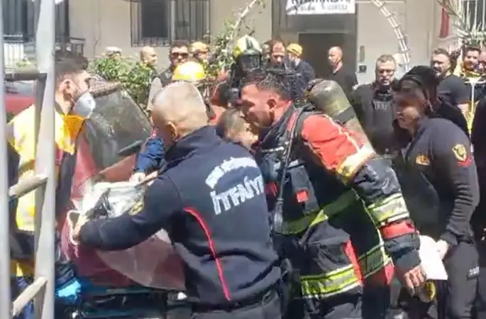 Patlama sonrası çıkan yangında engelli şahıs hayatını kaybetti
