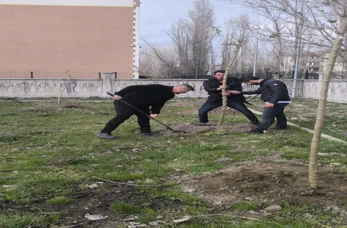 Patnos RAM’da ağaçlandırma çalışması
