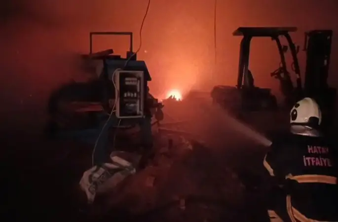 Payas’ta marangoz atölyesinde yangın
