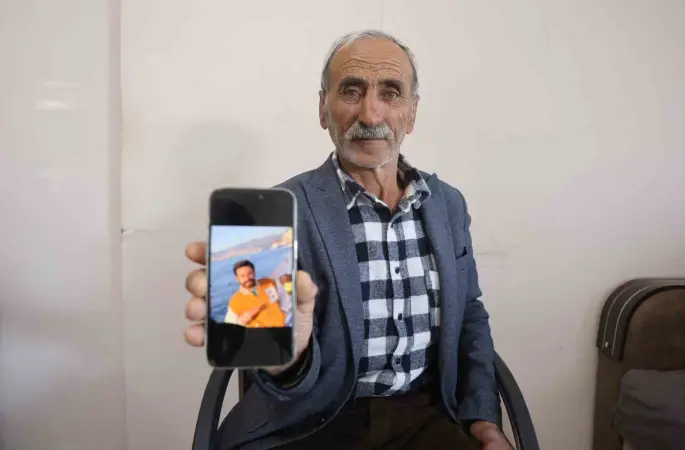 Penceredeki sinekliği parçalayarak evden ayrılan psikolojik rahatsızlıkları bulunan genç sırra kadem bastı
