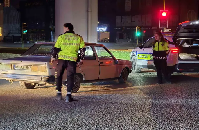 Polisten kaçan alkollü sürücüye 400 bin TL ceza
