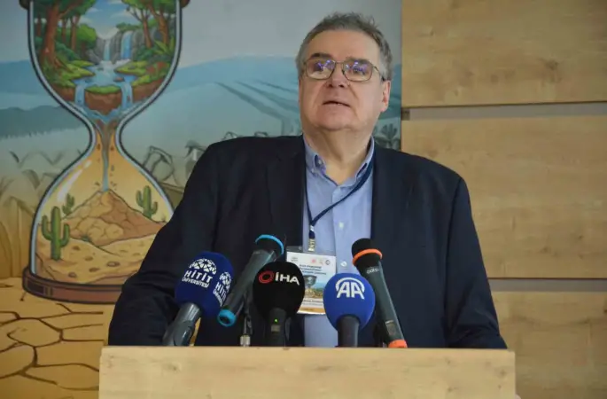 Prof. Dr. Scachner: "Anadolu, her zaman iklimin oynaklığına maruz kalan bir bölge olmuştur"
