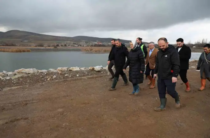 Pursaklar Belediyesi Gümüşoluk Göleti’nin çalışmalarına devam ediyor
