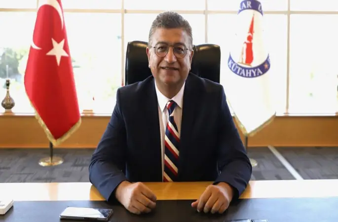 Rektör Kızıltoprak’tan Haydarpaşa Camii tartışmalarına değerlendirme: "Şehrin dinamiği görmezden gelinmesin"
