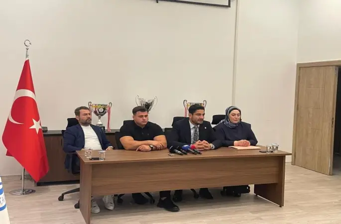 Rıza Kayaalp'ten güzel haber