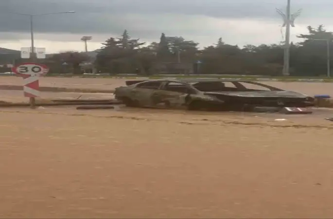 Sağanak yağış Mardin’de hayatı olumsuz etkiledi
