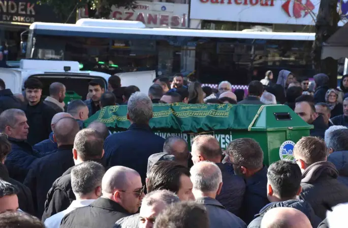 Sahilde ölü bulunan iş adamı son yolculuğuna uğurlandı
