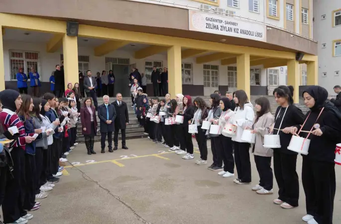 Şahinbey’de örnek etkinlik: Atıklar sanata dönüştü
