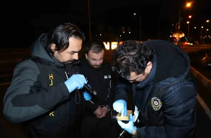 Sahte altın ile 15 kişiyi dolandırmışlar: 2 gözaltı
