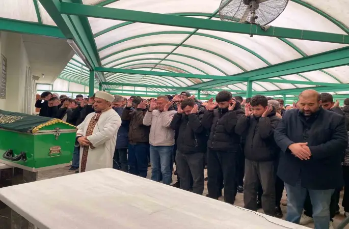 Sahurda fenalaştı, hastanede hayatını kaybetti
