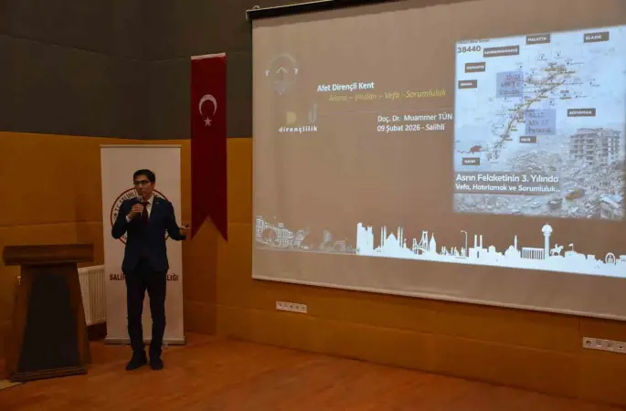 Salihli’de ‘Dirençli Kentler’ konferansı
